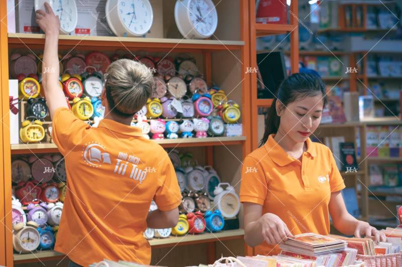 Áo thun Nhà Cái FLY88.COM Xanh Chín, Uy Tín Tặng 188k cổ bẻ là sự lựa chọn hoàn hảo vừa thể hiện tính lịch sự, chuyên nghiệp vừa đem lại cho nhân viên cảm giác trẻ trung, thoải mái.