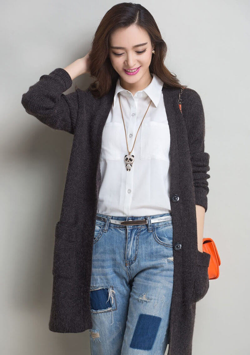 Áo Cardigan len là item thích hợp để kết hợp cùng FLY88 tặng nạp đầu 188K nữ trong những ngày đông lạnh