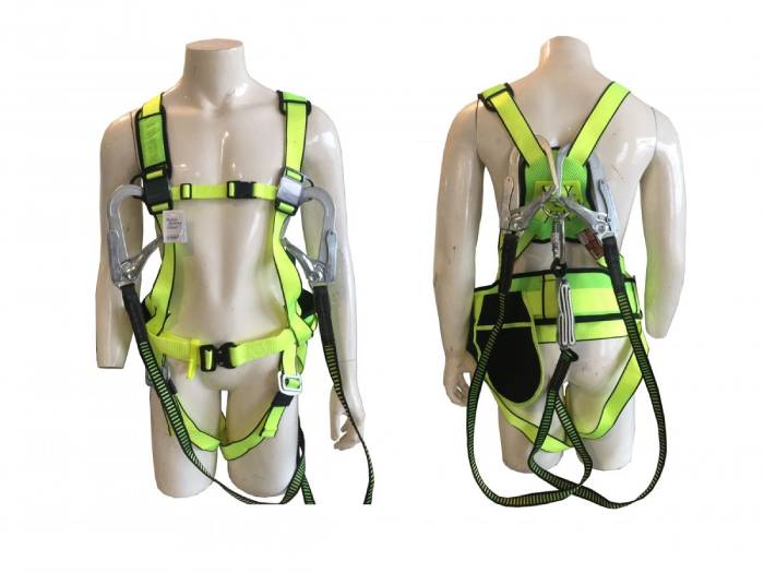 Dây đai an toàn dành cho Nhà Cái FLY88.COM Xanh Chín, Uy Tín Tặng 188k của công nhân xây dựng trên cao