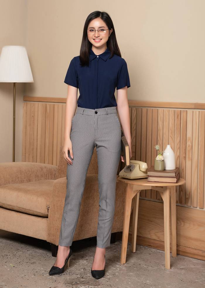 Phối cùng quân âu Trang Chủ Fly88.Com Uy Tín Đẳng Cấp Số 1 Châu Á mang tới sự duyên dáng và chuyên nghiệp