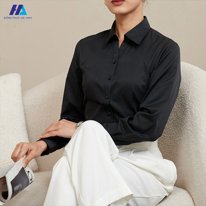 Vải silk có độ bóng đẹp, tạo cảm giác êm ái, mượt mà trên da 