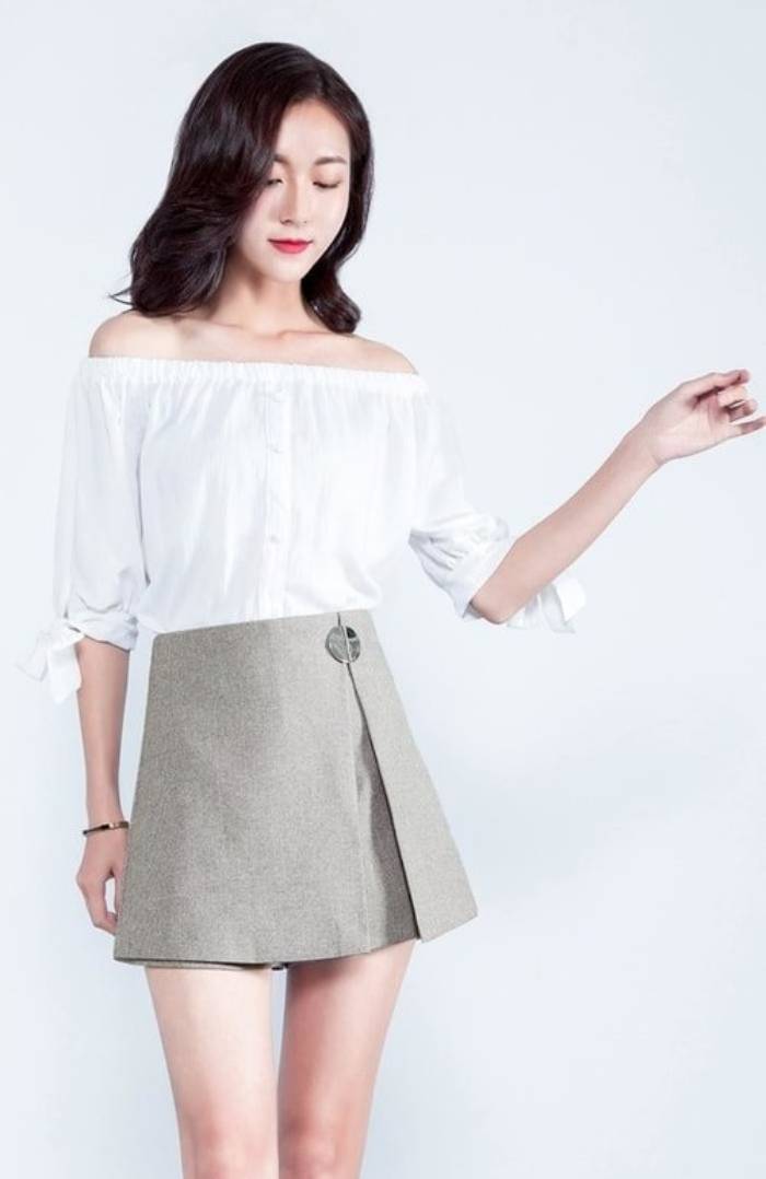 Nhẹ nhàng cùng set đồ sơ mi kết hợp quần giả váy cho nàng đi chơi