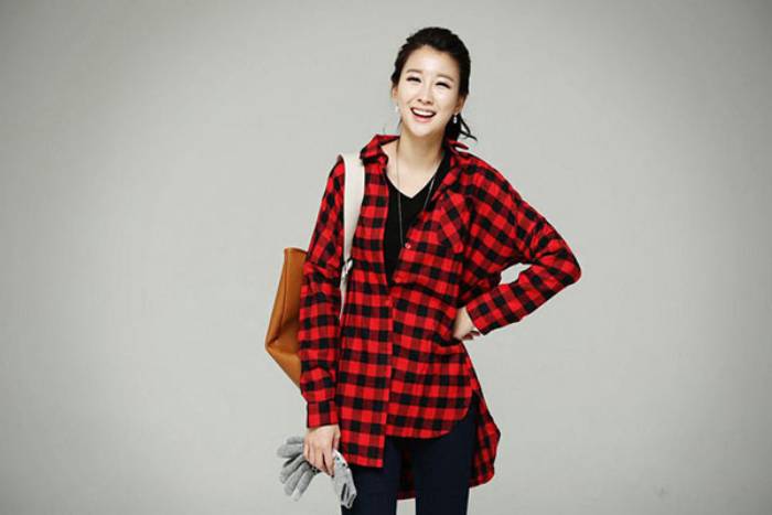 Kiểu FLY88 tặng nạp đầu 188K form rộng đỏ đen thoải mái, trẻ trung