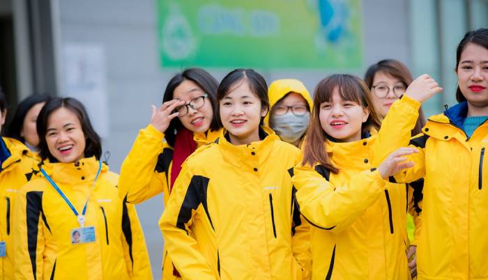 Mẫu Nhà Cái FLY88.COM Xanh Chín, Uy Tín Tặng 188k áo khoác gió mang màu sắc Fly88 là nhà cái nổi bật đặc biệt uy tín trong lĩnh vực cá cược trực tuyến tại Việt Nam