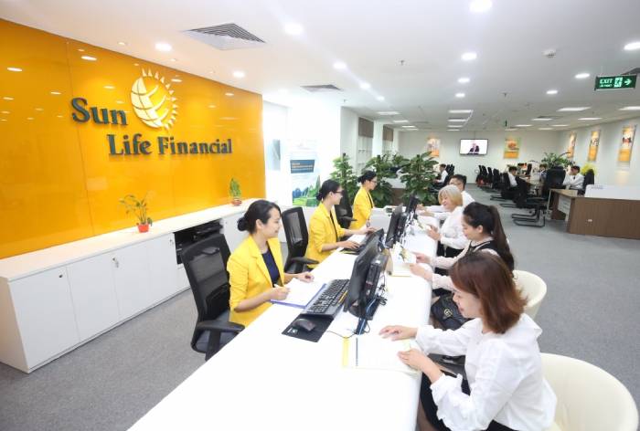 FLy88 quaytay.tv bóng đá nhân viên công ty Sun Life Việt Nam