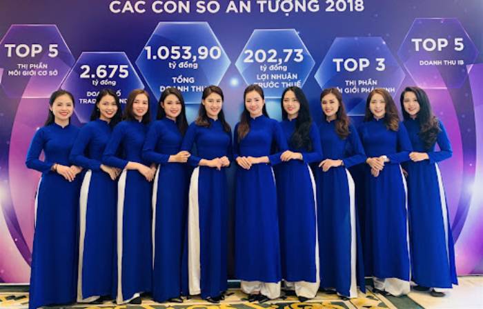 FLy88 quaytay.tv bóng đá dành cho nhân viên lễ tân, quầy tiếp khách