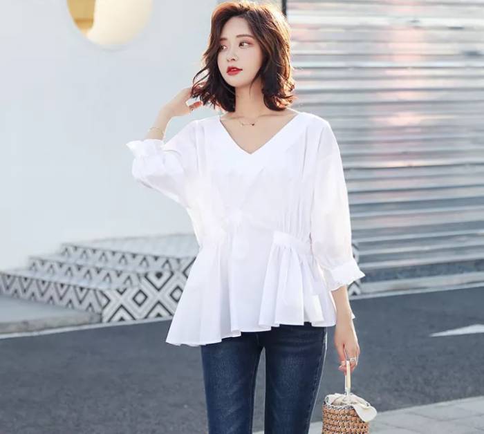 Sơ mi trắng cổ chữ V bo eo dễ thương