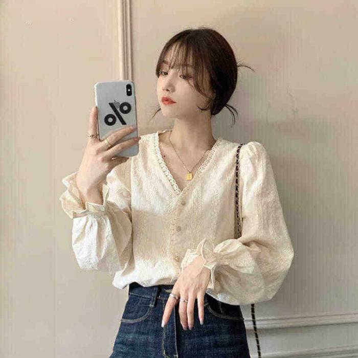 Sơ mi phong cách Vintage mộc mạc, giản dị