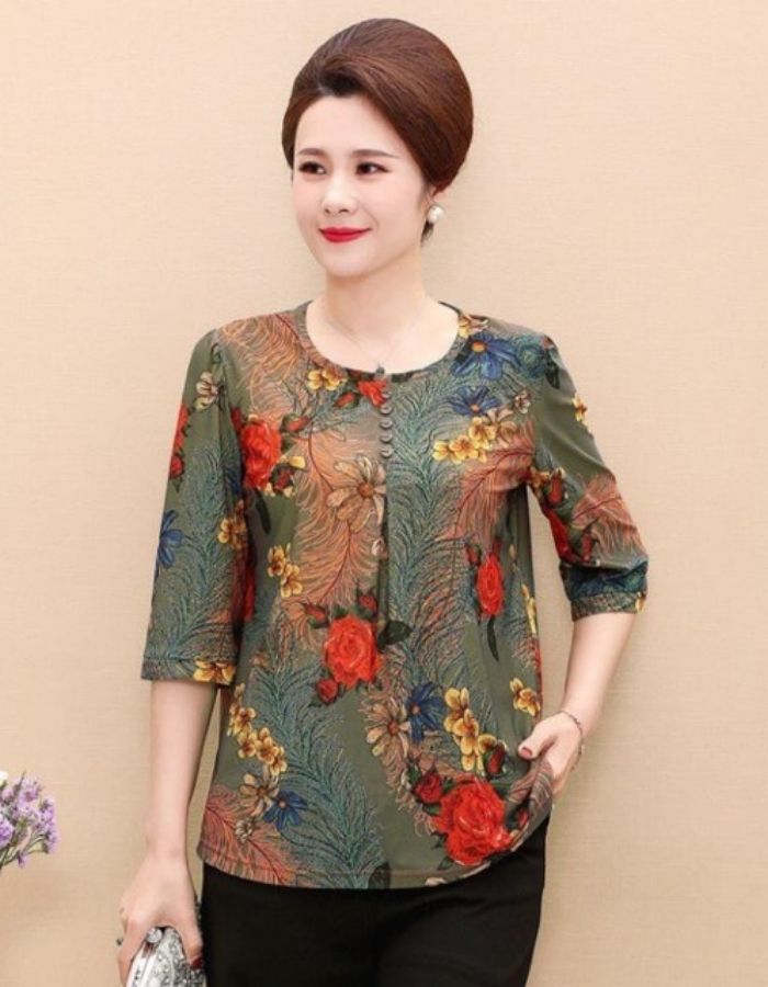 Mẫu áo được nhiều quý bà yêu thích