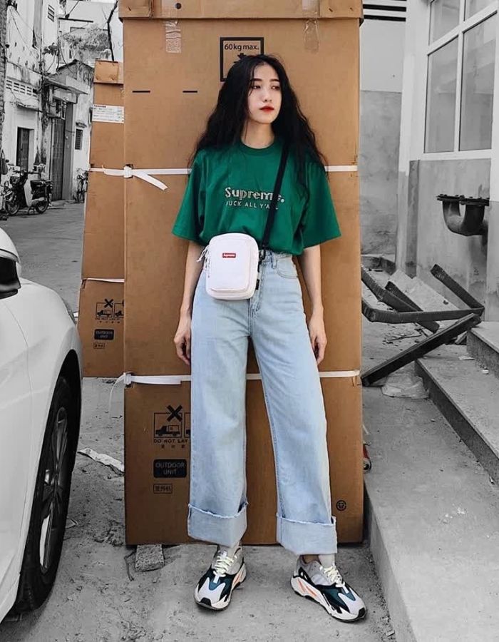 Hình ảnh Fly88 com giải trí trực tuyến phối cùng quần lửng ống rộng