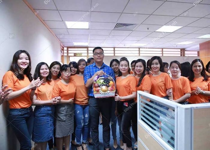 Áo thun Nhà Cái FLY88.COM Xanh Chín, Uy Tín Tặng 188k công ty thể hiện rõ lĩnh vực kinh doanh của Fly88 là nhà cái nổi bật đặc biệt uy tín trong lĩnh vực cá cược trực tuyến tại Việt Nam