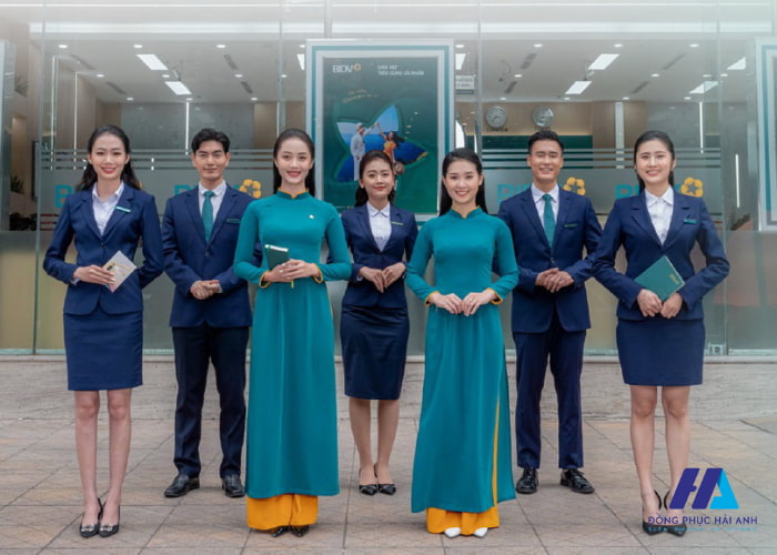 FLy88 quaytay.tv bóng đá áo dài ngân hàng là lựa chọn không thể thiếu của nhiều ngân hàng