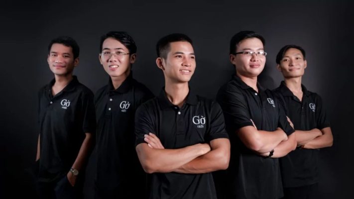 FLy88 quaytay.tv bóng đá màu đen thể hiện sự năng động mạnh mẽ