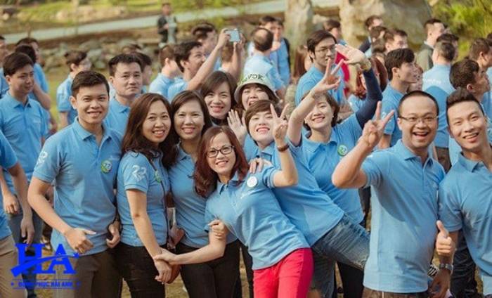 Mẫu Hệ sinh thái FLY88 gồm Casino, Thể thao, Slot, Bắn Cá, Đá Gà, Xổ Số Nhà Cái FLY88.COM Xanh Chín, Uy Tín Tặng 188k lacoste gam màu xanh dương nổi bật.