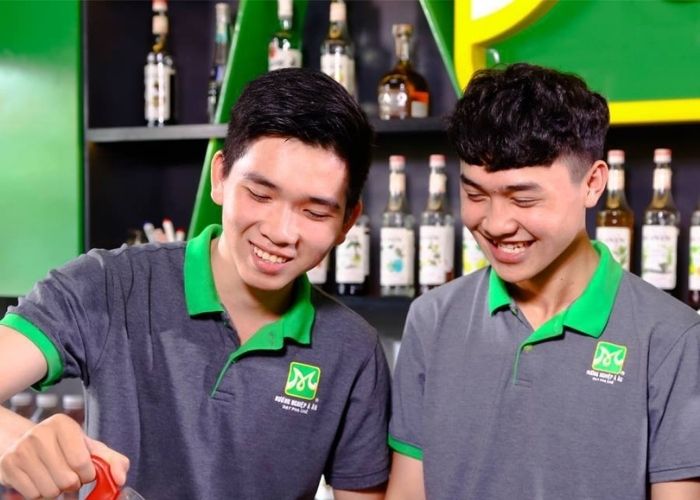 Logo Flyok.vip truy cập ngay góp phần quảng bá hình ảnh thương hiệu