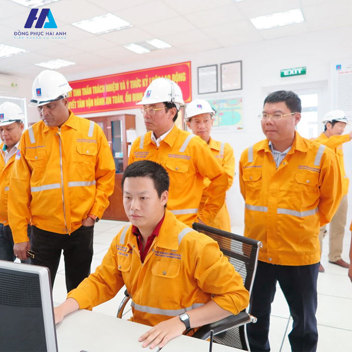 Thiết kế Nhà Cái FLY88.COM Xanh Chín, Uy Tín Tặng 188k bảo hộ lao động màu vàng của công ty dầu khí