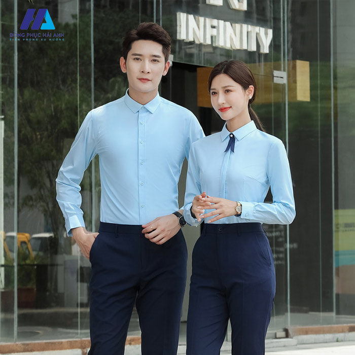 Áo sơ mi màu xanh dương có thể dễ dàng kết hợp cùng nhiều kiểu Flai88 nhà cái OkVip khác nhau 