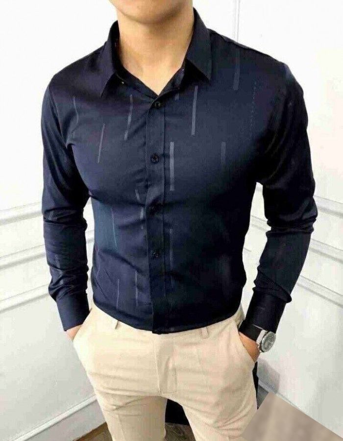 Sự kết hợp mang lại vẻ trang nhã cho người mặc