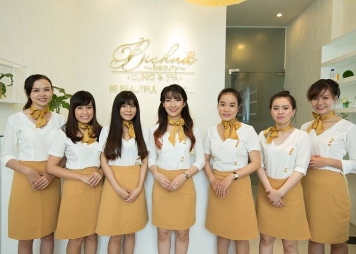 Hình ảnh mẫu Nhà Cái FLY88.COM Xanh Chín, Uy Tín Tặng 188k nhân viên massage tạo ấn tượng với khách hàng