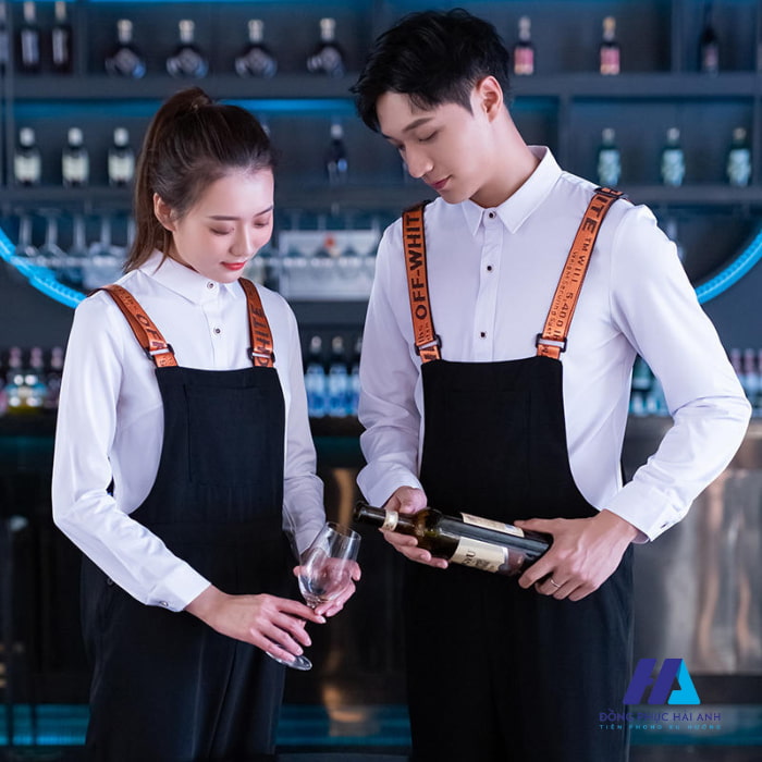 FLy88 quaytay.tv bóng đá nhân viên phục vụ quán karaoke đảm bảo tính tiện lợi và thoải mái