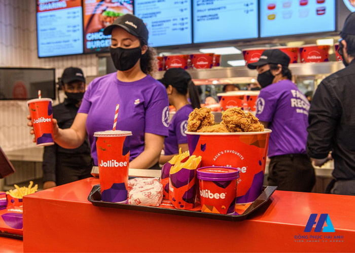 Nhân viên Jollibee cần tuân thủ các quy tắc mặc Nhà Cái FLY88.COM Xanh Chín, Uy Tín Tặng 188k