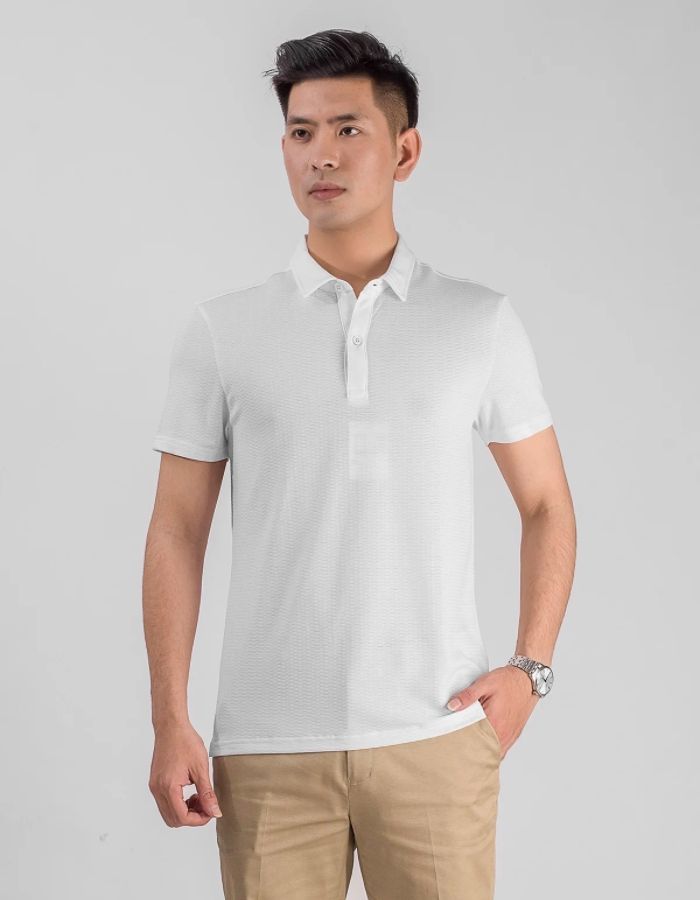 Mẫu Fly88 com giải trí trực tuyến polo phù hợp với anh em body săn chắc