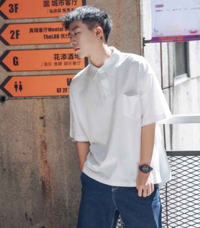 Năng động mạnh mẽ với quần bò và Fly88 com giải trí trực tuyến unisex