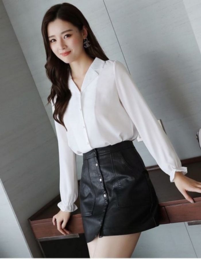 Duyễn dáng với sơ mi nữ cổ đức kết hợp Fly88com code khuyến mãi