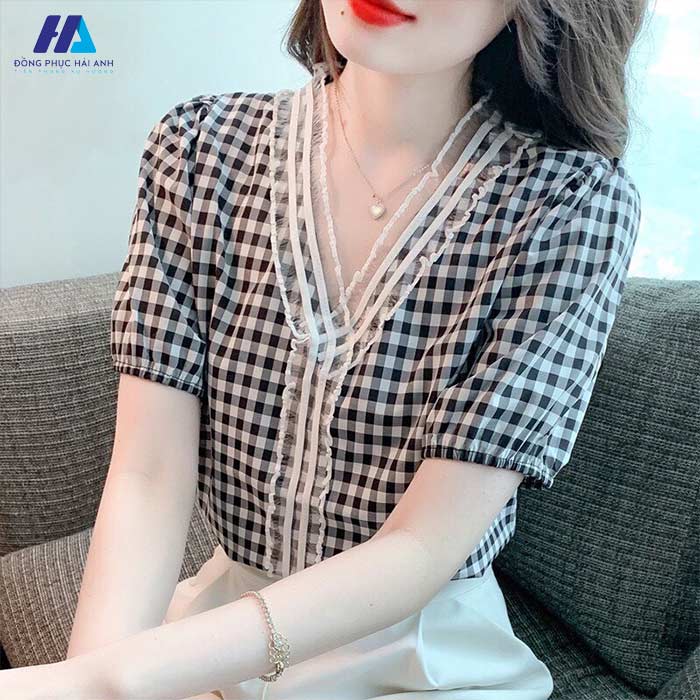 Mẫu FLY88 tặng nạp đầu 188K kẻ caro cổ chữ V thanh lịch, quyến rũ 