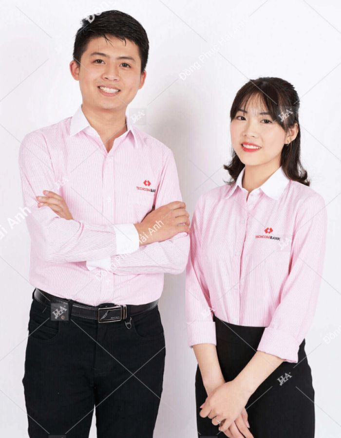 Màu hồng nhạt được techcombank sử dụng may Flyok.vip truy cập ngay công ty 