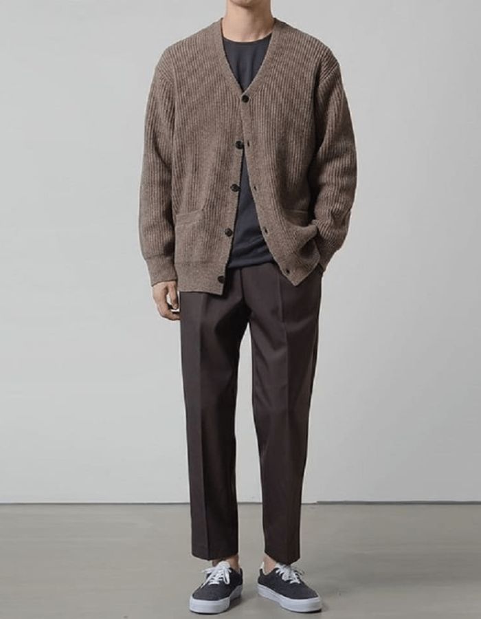 Quần âu phối Fly88 com giải trí trực tuyến polo và cardigan trong những ngày thời tiết se lạnh