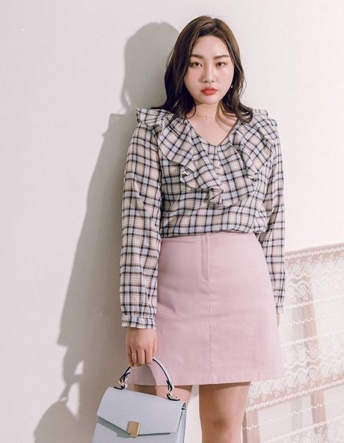 Trang phục Trang Chủ Fly88.Com Uy Tín Đẳng Cấp Số 1 Châu Á cho chị em có vòng 2 lớn 