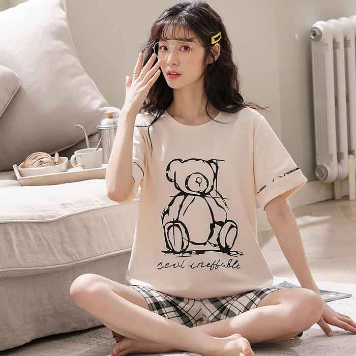 Bộ đồ mùa hè ở nhà nhẹ nhàng tối giản