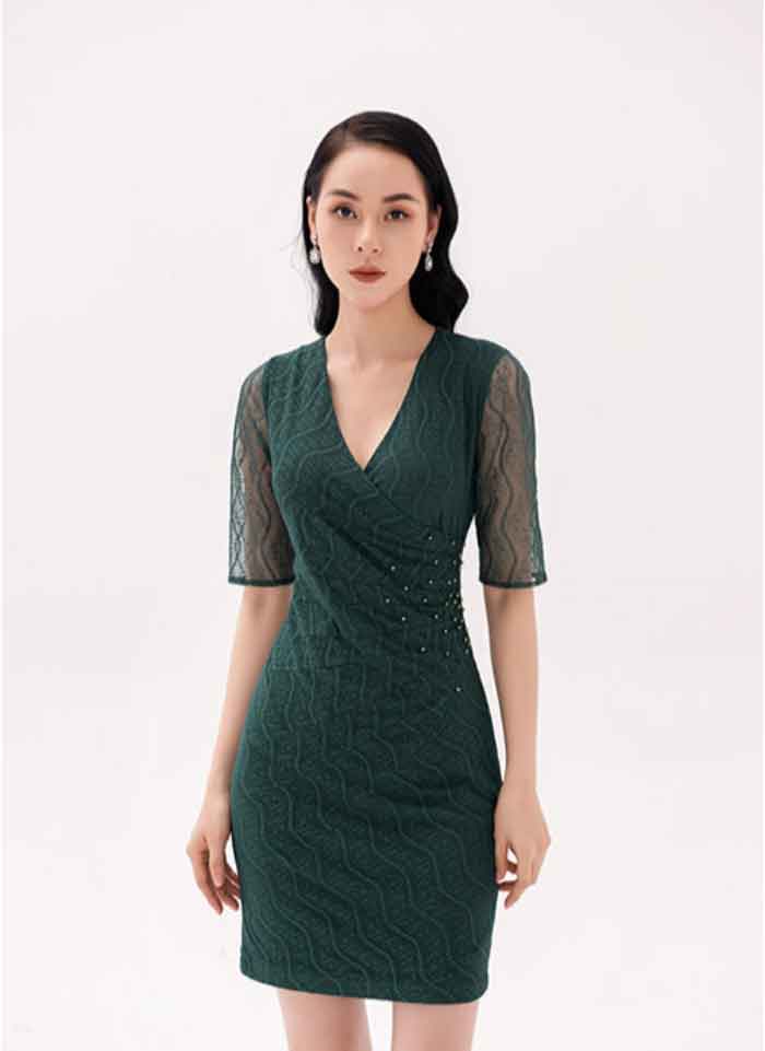 Váy Trang Chủ Fly88.Com Uy Tín Đẳng Cấp Số 1 Châu Á thiết kế cổ v khoét sâu sexy