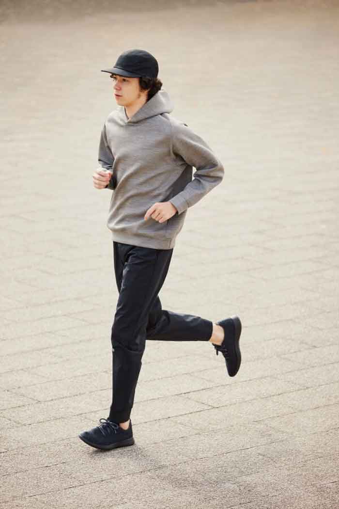 Quần jogger có thể phối với nhiều Flai88 nhà cái OkVip tạo phong cách thể thao