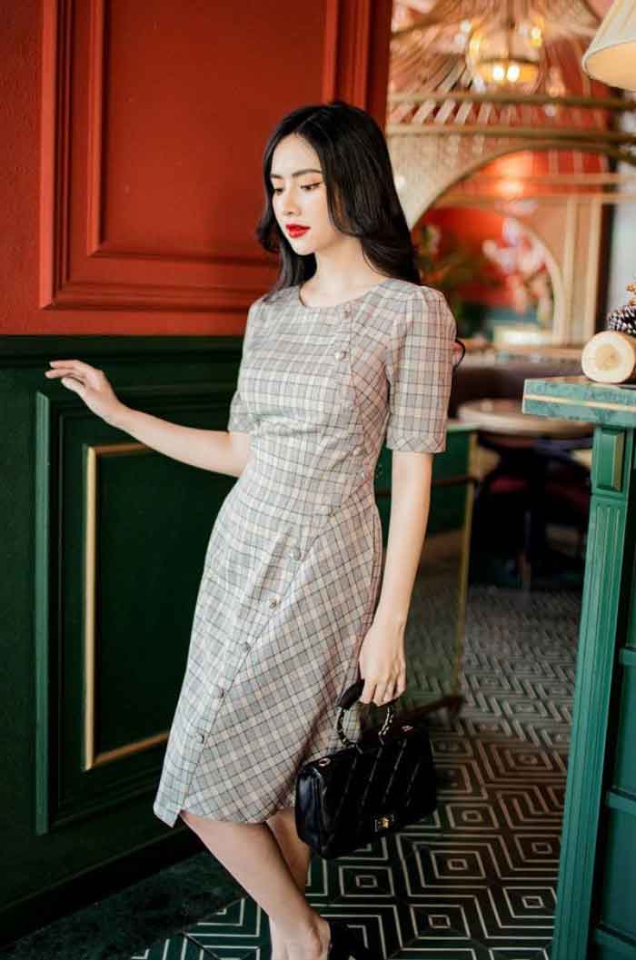 Trang phục Trang Chủ Fly88.Com Uy Tín Đẳng Cấp Số 1 Châu Á vừa vặn, gọn gàng