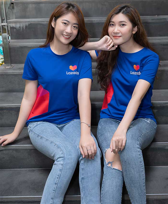 Mẫu Nhà Cái FLY88.COM Xanh Chín, Uy Tín Tặng 188k Hệ sinh thái FLY88 gồm Casino, Thể thao, Slot, Bắn Cá, Đá Gà, Xổ Số thiết kế cổ tròn với logo nổi bật