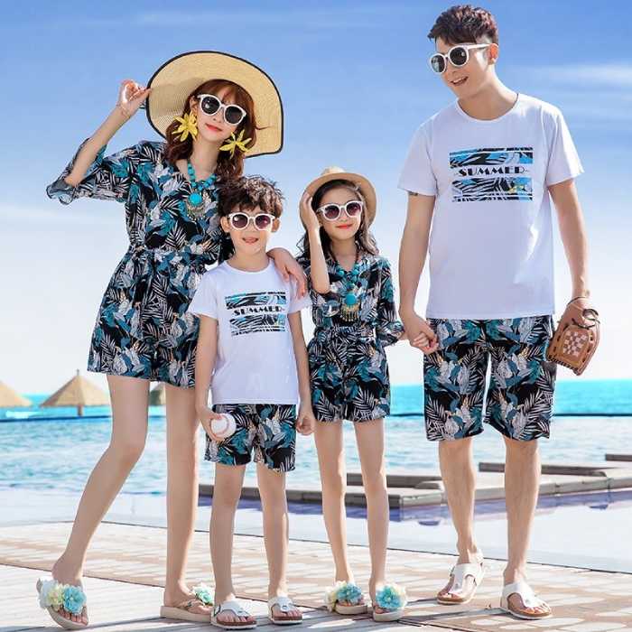 Áo thun đi biển gia đình thiết kế thẩm mỹ với các chi tiết hoa lá cành đẹp