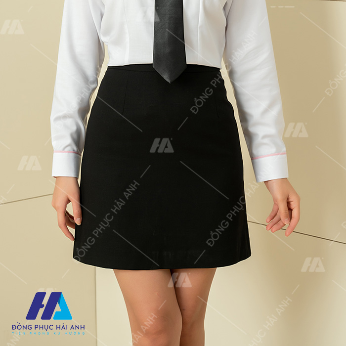 Vải Tuýt si có ưu điểm thấm hút tốt, form dáng đẹp chuẩn