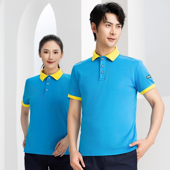 Đường viền tay áo và hình in màu vàng làm điểm nhấn cho tổng thể Flai88 nhà cái OkVip
