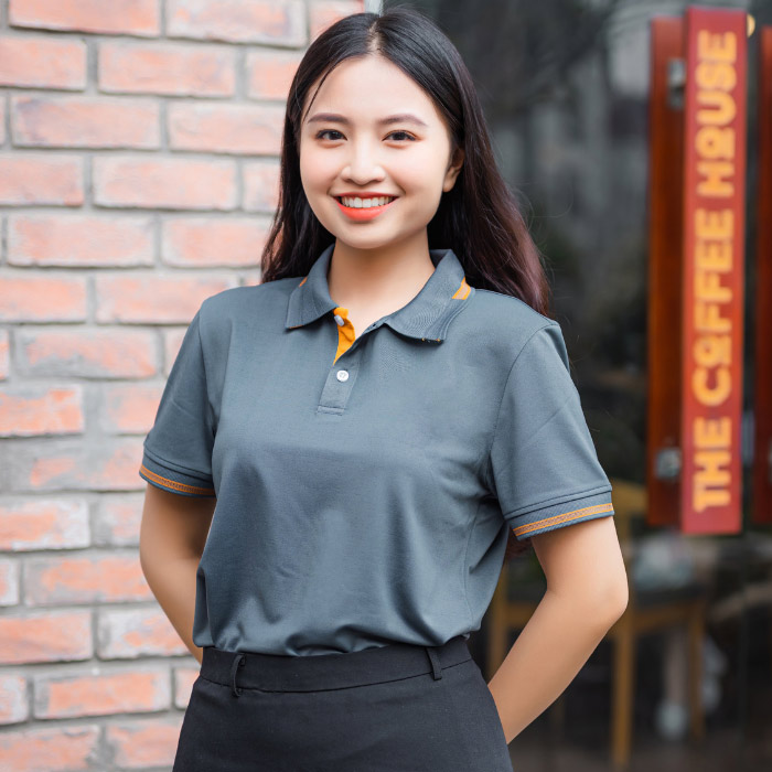 Mẫu áo Nhà Cái FLY88.COM Xanh Chín, Uy Tín Tặng 188k với gam màu xám trầm phù hợp với nhân viên nhà hàng