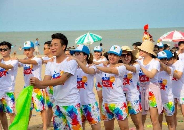 Áo teambuiding được in trực tiếp bởi FLy88 quaytay.tv bóng đá Tiến Bảo