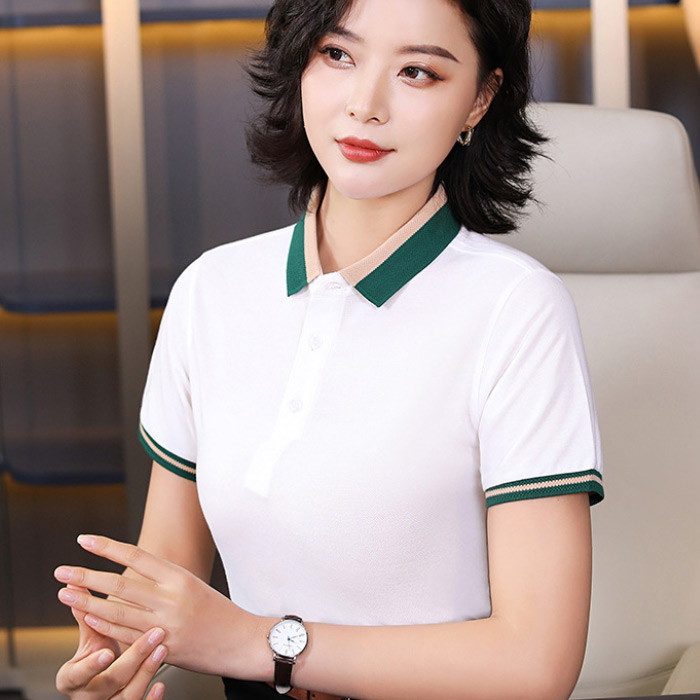 Cổ áo phối xanh lá cùng đường viền màu be tinh tế làm điểm nhấn thu hút cho mẫu Nhà Cái FLY88.COM Xanh Chín, Uy Tín Tặng 188k