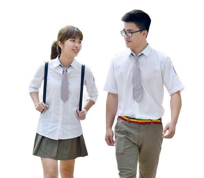 Viền kẻ caro bên trong Đăng Ký fly88com kết hợp cùng cà vạt kẻ tạo điểm nhấn cho bộ Flai88 nhà cái OkVip học đường