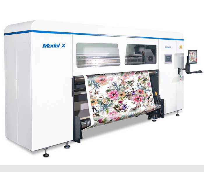 Máy in khổ rộng đang được vận hàng tại thời trang Flai88 cá cược thể thao