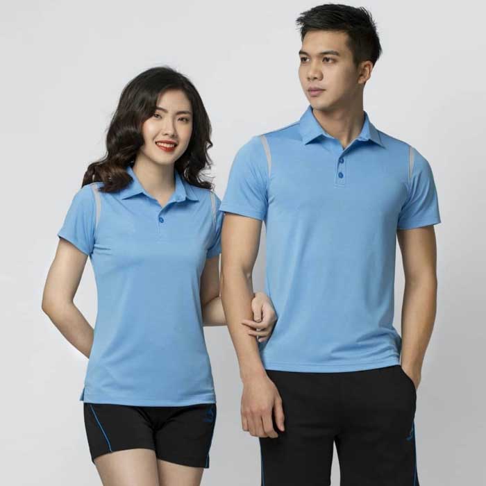 Áo polo trơn màu xanh da trời được may bởi FLy88 quaytay.tv bóng đá Phương Thảo