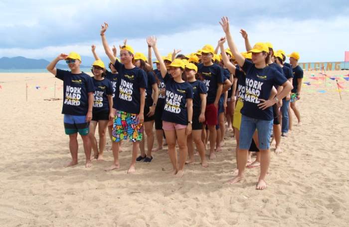 Trang phục teambuilding của Fly88 là nhà cái nổi bật đặc biệt uy tín trong lĩnh vực cá cược trực tuyến tại Việt Nam được công ty 24h may và in ấn