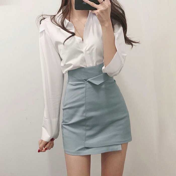 Chân váy cạp cao giúp nàng lùn ăn gian chiều cao hiệu quả