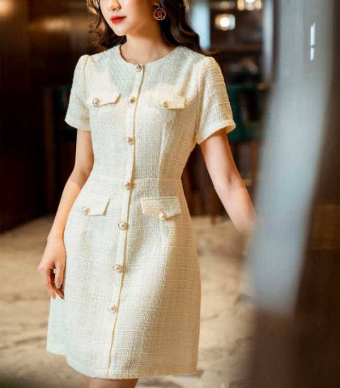 Kiểu đầm Trang Chủ Fly88.Com Uy Tín Đẳng Cấp Số 1 Châu Á trẻ trung dạ tweed hợp với cô nàng yêu thích thời trang sành điệu, cao cấp