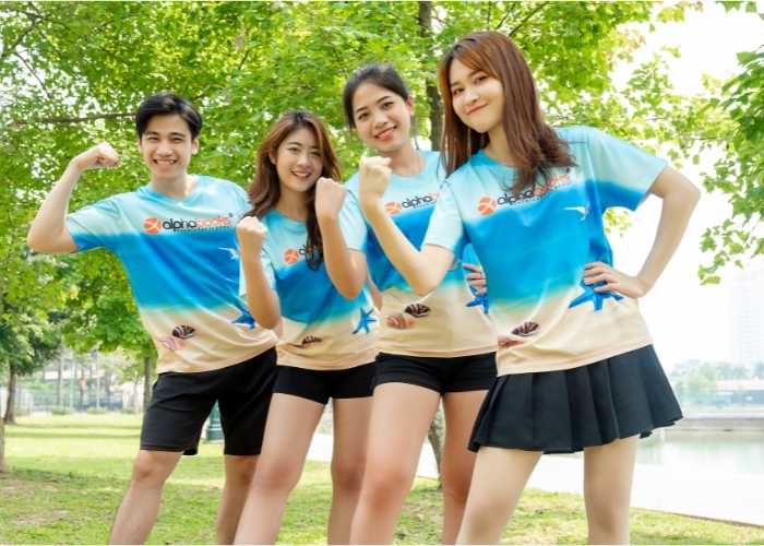 Mẫu Fly88 com giải trí trực tuyến teambuilding lấy cảm hứng tờ bãi biển tươi mát, toát lên tinh thần năng động, sảng khoái